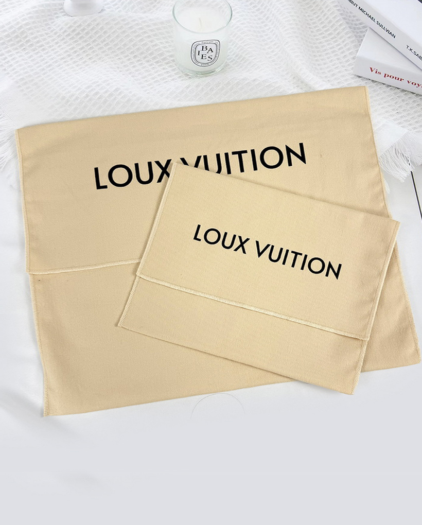 Loux Vuition Envelope